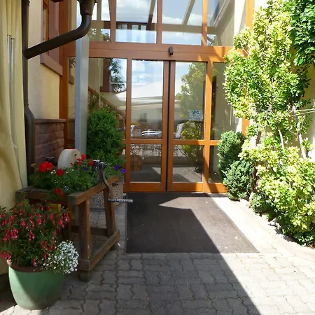 Pensionat Zum Specht 3*